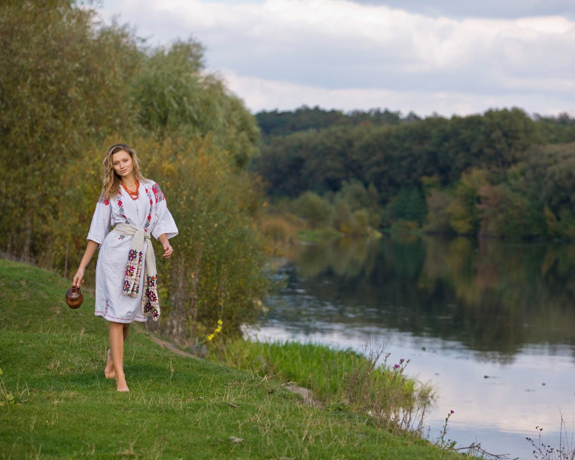 Nude girl Slavic women in Luyang