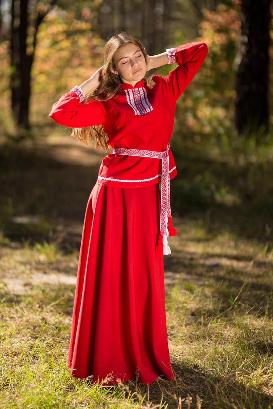 Underwear Women in Slavic costumes in Luyang