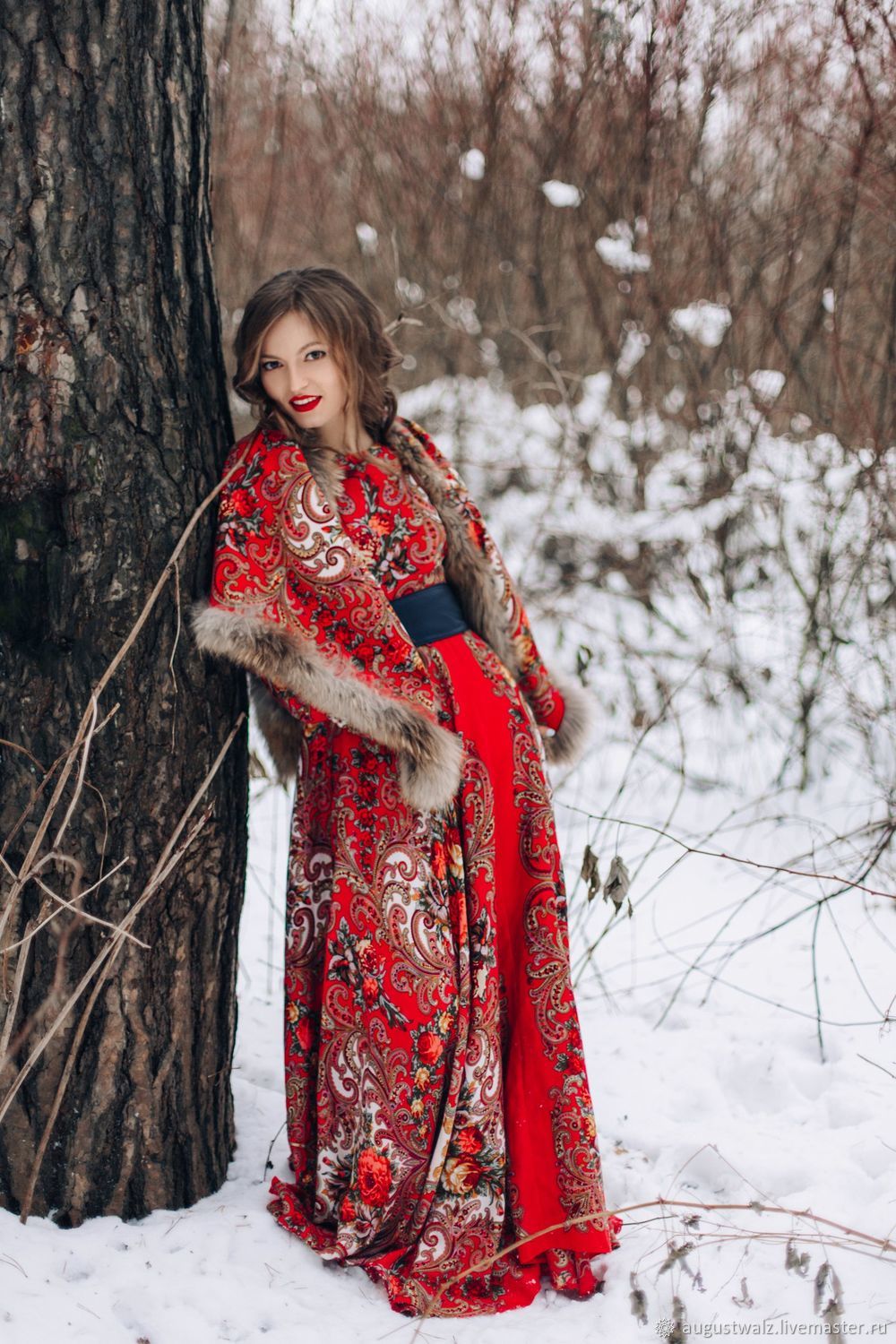 Photo Girls in Slavic costumes in Luyang