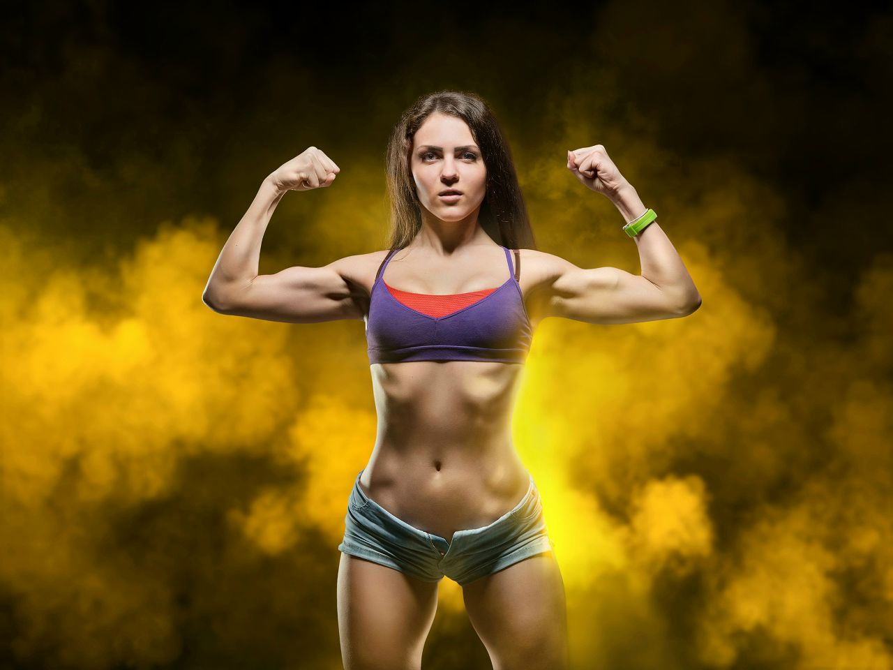 Athletic girls in Luyang